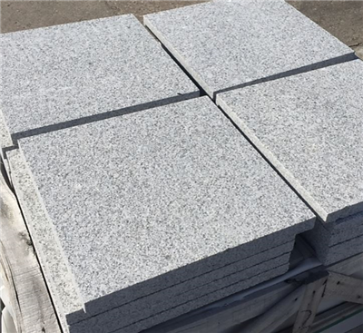 Graniidist ringsillutis Graniittellistest sillutuskivid